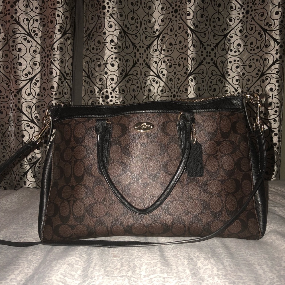 Coach Signature Leather Morgan Shoulder Bag F34617